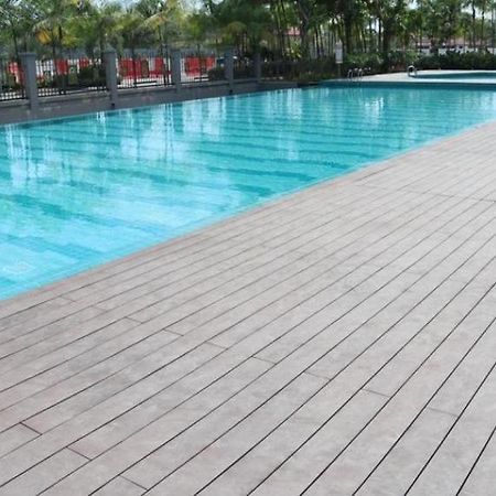 Johor Desaru Beach Bungalow Villas Kangkar Chemaran Eksteriør billede
