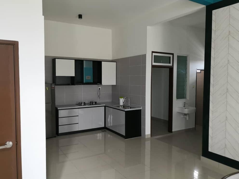 Johor Desaru Beach Bungalow Villas Kangkar Chemaran Eksteriør billede