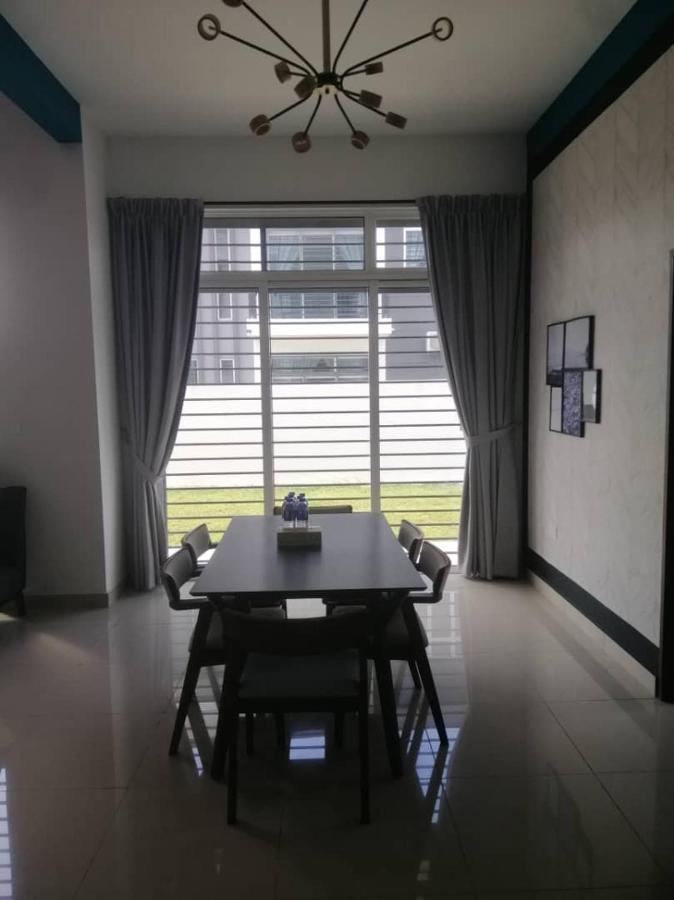Johor Desaru Beach Bungalow Villas Kangkar Chemaran Eksteriør billede