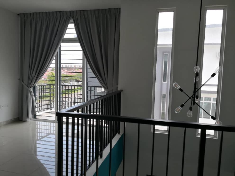 Johor Desaru Beach Bungalow Villas Kangkar Chemaran Eksteriør billede